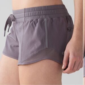 Lululemon Hotty Hot Short 2.5” Magnum